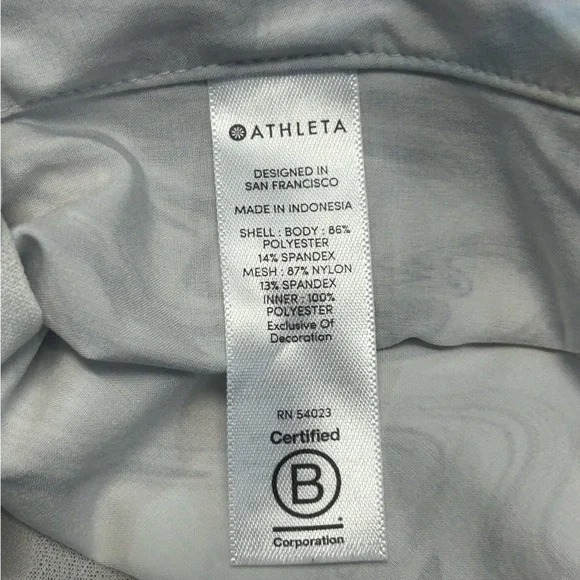 Athleta Mesh Racer Run Short in the "Iridescent Marble Glitch Rainbow" M - Picture 9 of 15